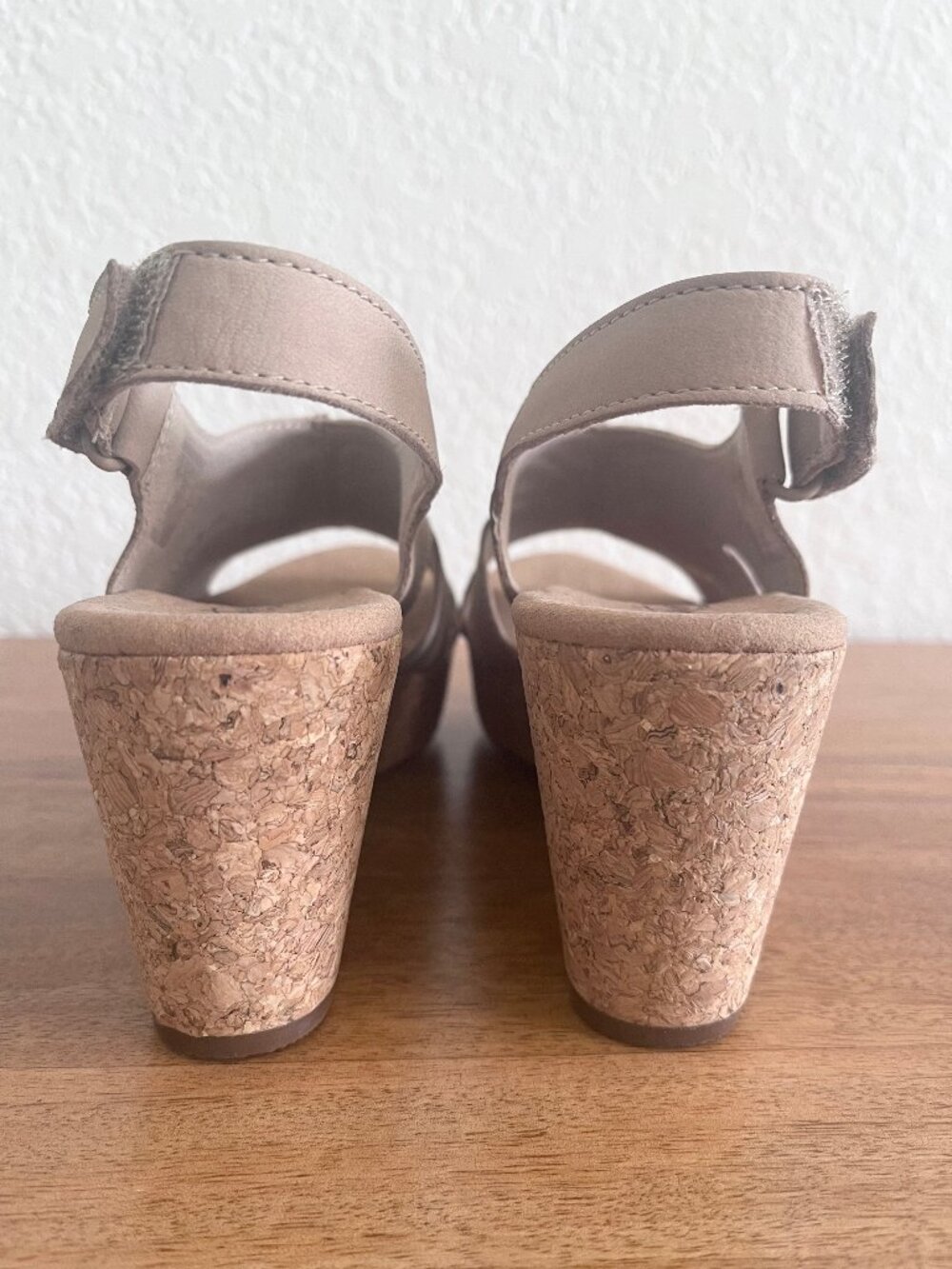 NEW! Clarks Collection Annadel Bari Sand/Natural Suede Wedge Platform Sandal 6 - Picture 11 of 13